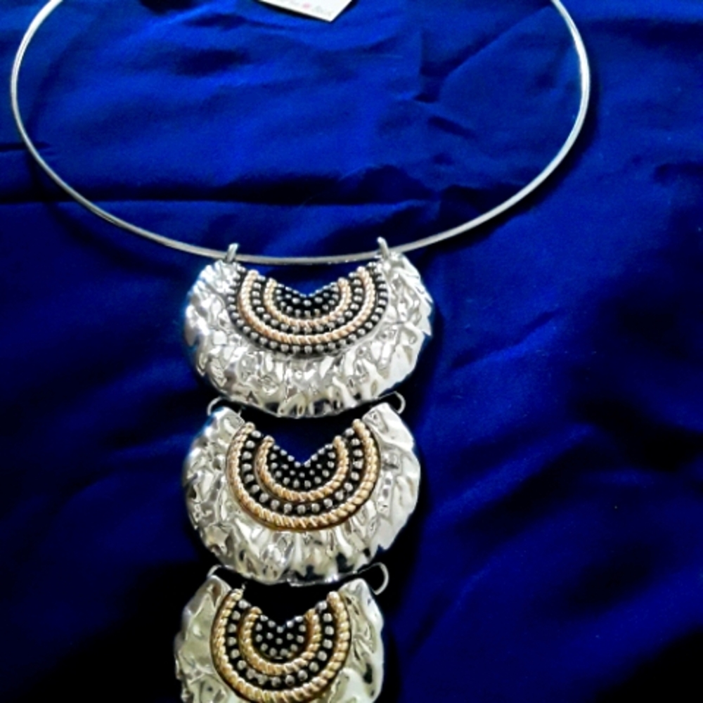 Silver Two-Toned BOLD necklace